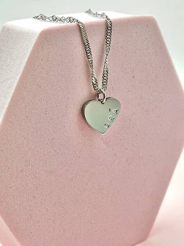 Grá Mini Heart Necklace: Cable Chain / Silver / Lower Case (Grá)