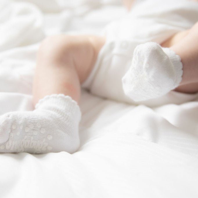Snugabugz | Baby Socks That Stay On With Non-Slip Soles - White 3 Pack