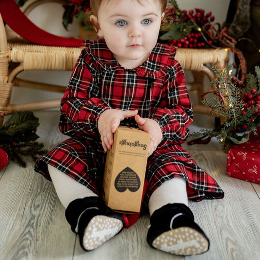 Black Velvet - Stay On Baby Booties With Non-Slip Soles | Snugabugz