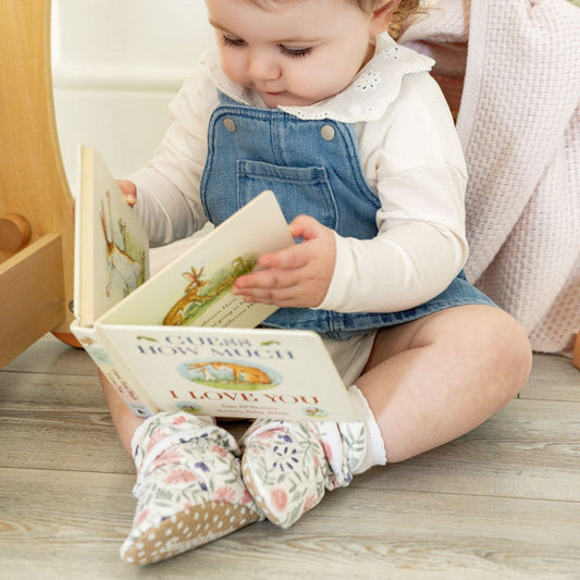 Floral Print - Baby Booties That Stay-On With Non-Slip Soles | Snugabugz