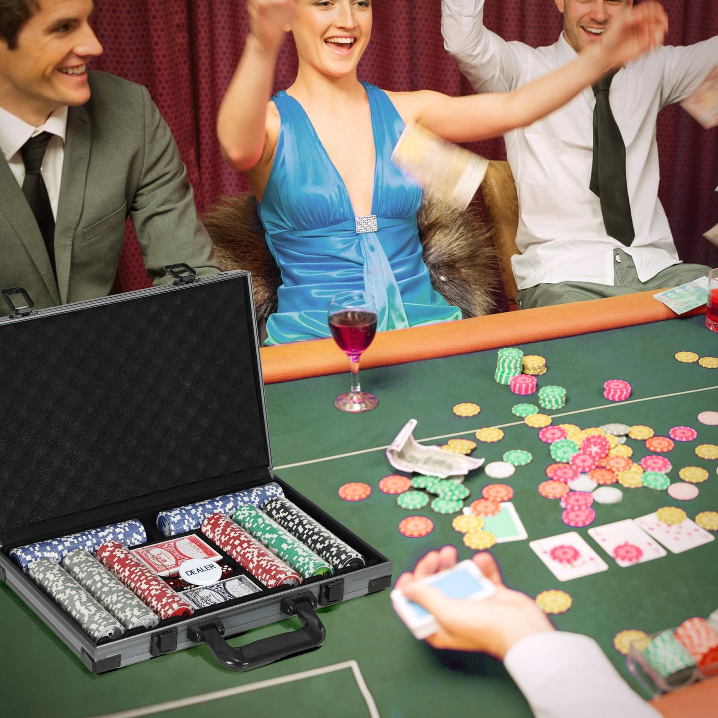 SPORTNOW Poker Case, Complete Set with 400 Chips and Accessories
